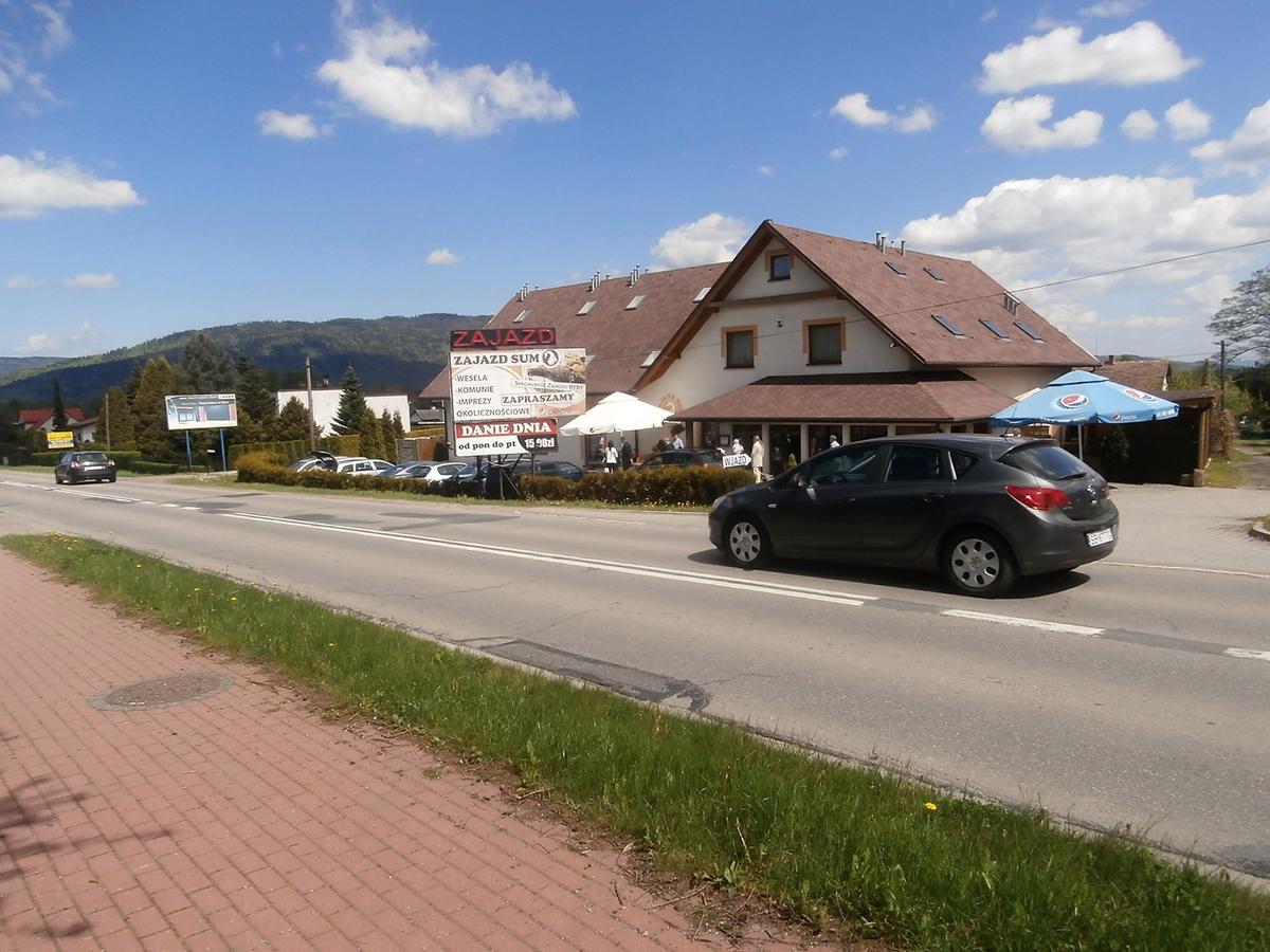 Sum Restauracja & Hotel Meszna Dış mekan fotoğraf