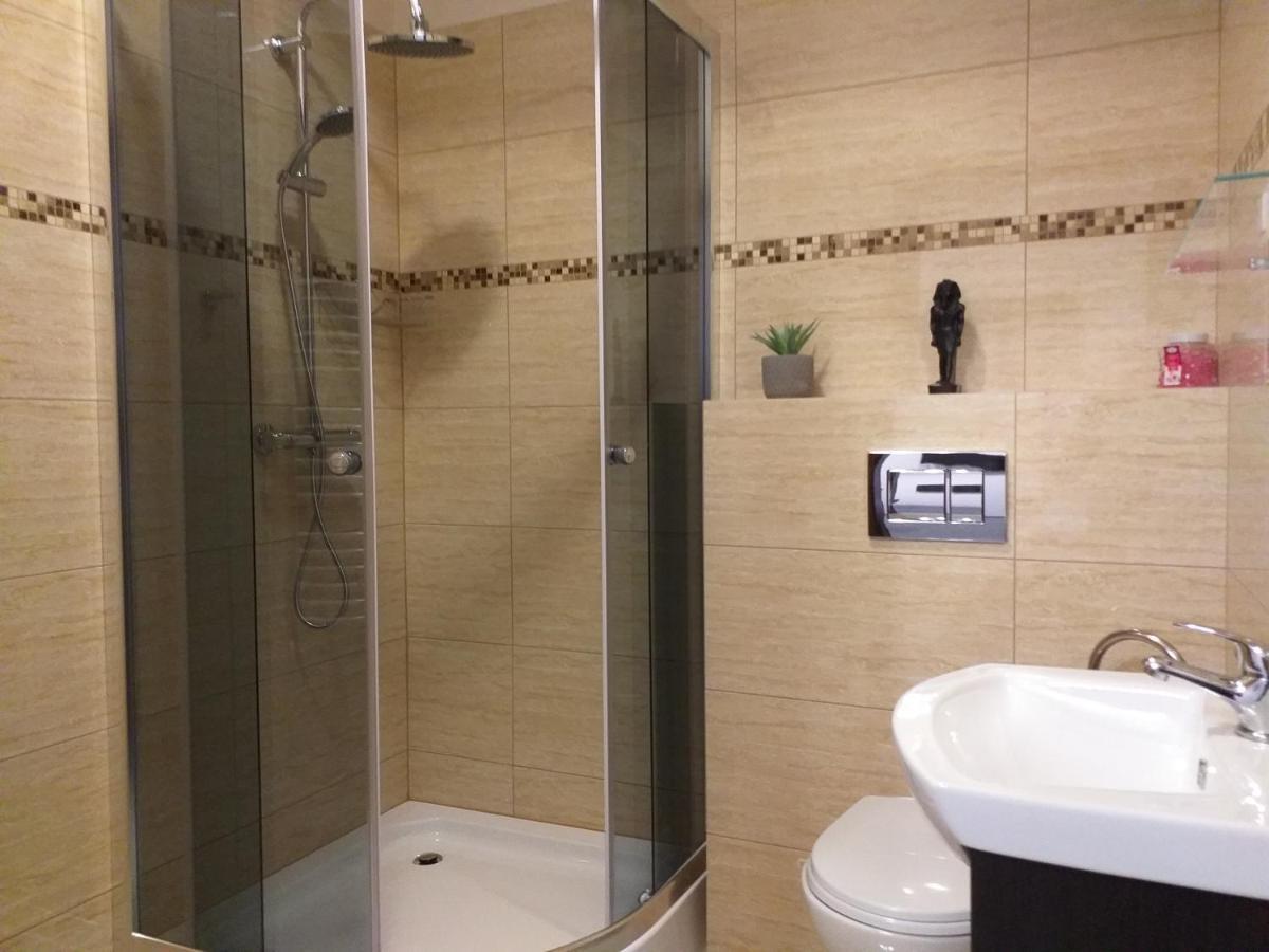 Sum Restauracja & Hotel Meszna Dış mekan fotoğraf